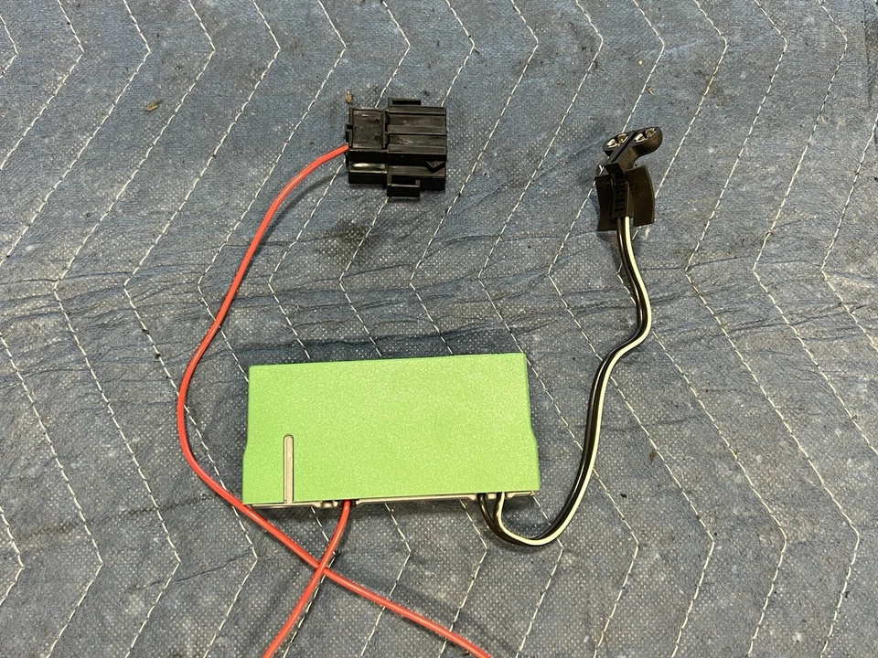 1998-2000 Volvo V70R V70 S70 радио антенна воздушный усилитель 9452009 OEM #4120E - Изображение 3 из 4