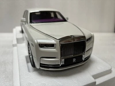 1/18 Rolls-Royce Phantom VIII White/purple Diecast Limited