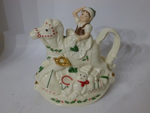 Elf and Rocking Horse Teapot - Genuine Collectable - RARE - Picture 2 of 15
