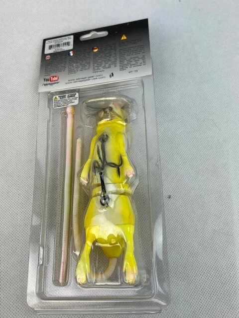 Savage Gear R-300-AL 3D Rad Rat 30 cm 86g Floating or Diving Fishing Lure Yellow - Image 2 of 2