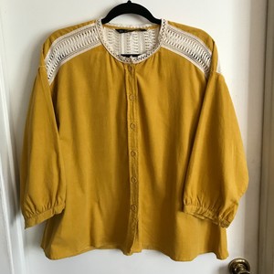 yellow zara blouse