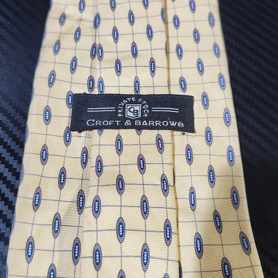 Croft & Barrow Private Stock Biege Geometric Patterned 100% Silk Tie Made in USA image 4
