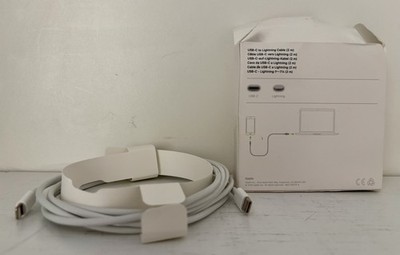 Apple A1702 USB-C to Lightning Cable MKQ42AM/A 2M New
