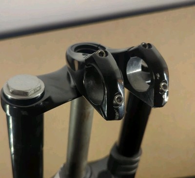 Marzocchi Bomber 888 RCV DH Double Crown Fork 20x110 TA, 26