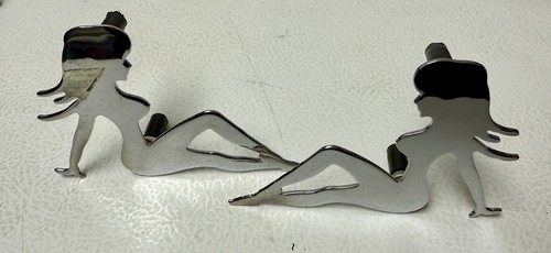 VTG NUDE METAL LADY LUCK Semi Truck MUD FLAP GIRL EMBLEM ORNAMENT RATROD 4"