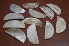 24 PCS DRILLED HALF CIRCLE MOTHER OF PEARL BLANK CHARMS 2" T-517