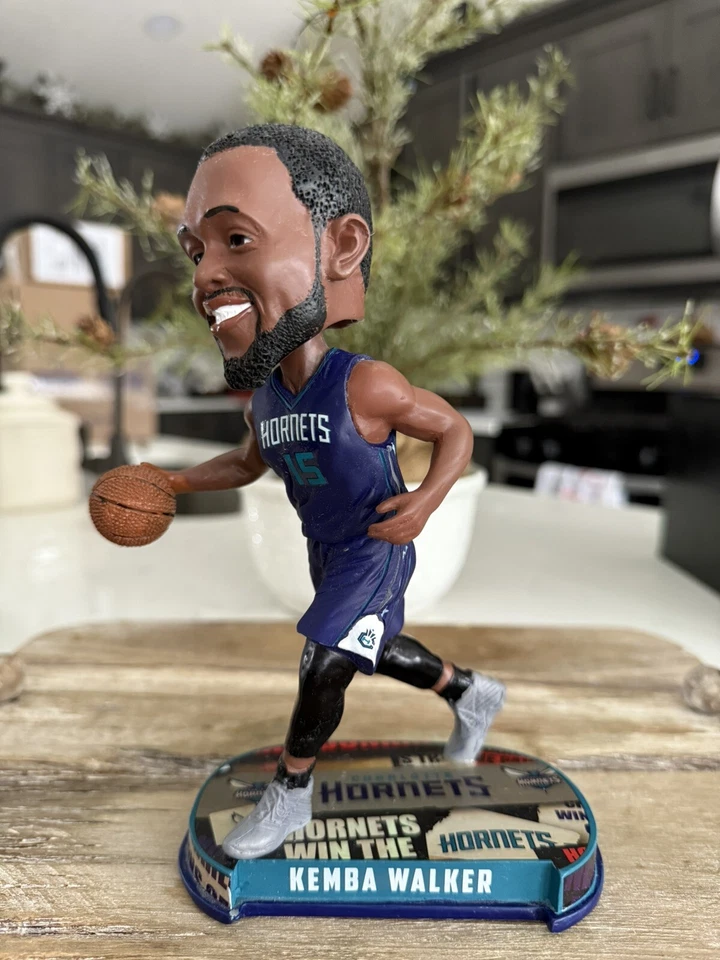 KEMBA WALKER Charlotte Hornets / UCONN Huskies NBA Headlines Bobblehead NIB! - Image 2 of 2