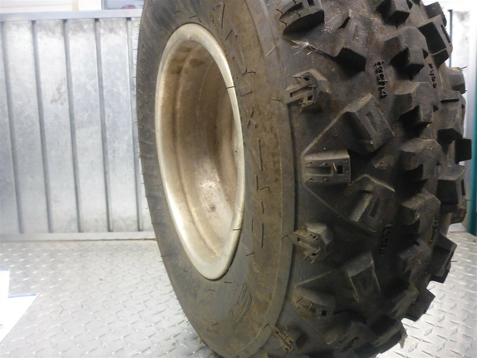 Llanta delantera derecha Polaris Outlaw 500 06 Foto 4 de 4