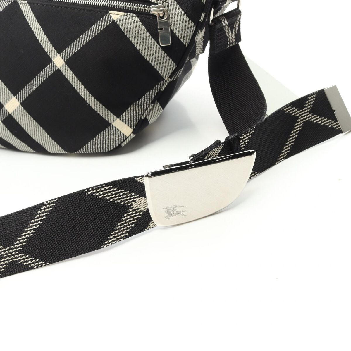BURBERRY Large Shield Messenger Shoulder Bag 8089304 Fabric BURBERRY Large Shield Messenger Shoulder Bag 8089304 Fabric