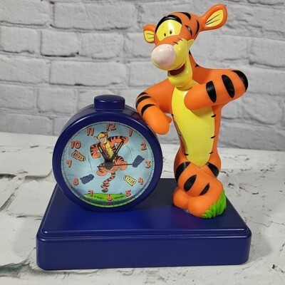 Disney Fantasma Winnie The Pooh Tigger Figural Bedroom Clock Flaw- No Alarm 