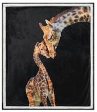 Giraffe Throw Blanket Faux Sherpa PLUSH NEW/Pkg Nice Weight Cute Design So Soft!