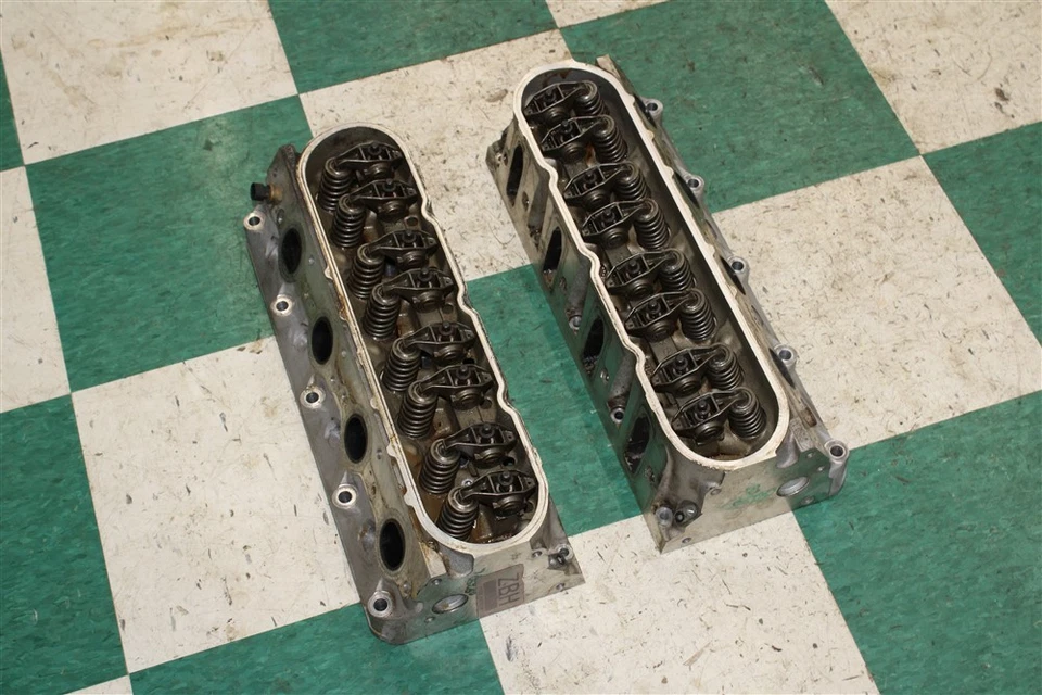 99' CORVETTE C5 LS1 5.7L SFI Driver Passenger Engine Cylinder Heads 2x 105k Mile - Изображение 2 из 4