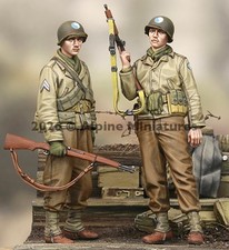 ALPINE MINIATURES 1:35 SET 35335 WWII US 29th INFANTRY DIVISION SET 2 FIGURES 