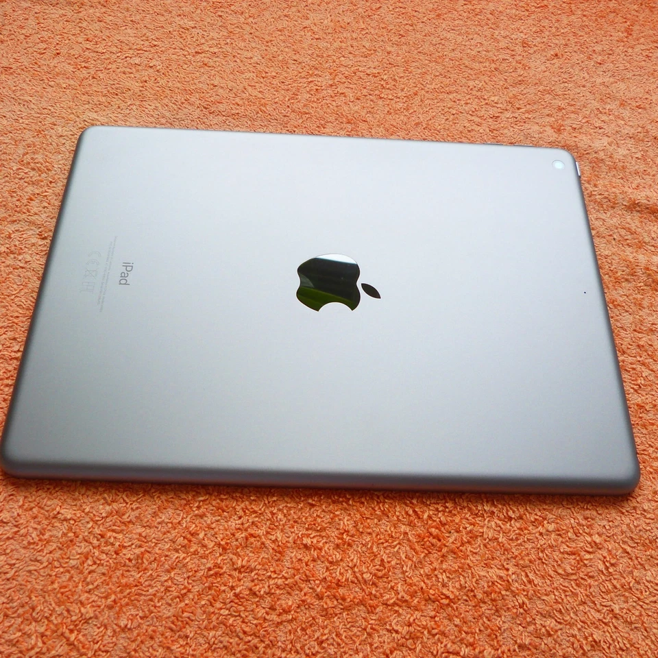 XL EXTRAS Apple iPad 6 2018 32GB WLAN 9,7 Zoll IPS Retina Tablet iOS NEU !! - Bild 2 von 4