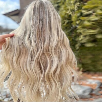 Blonde 100%  Human Hair Wigs 13x4 Lace Frontal Wig Natural Wavy