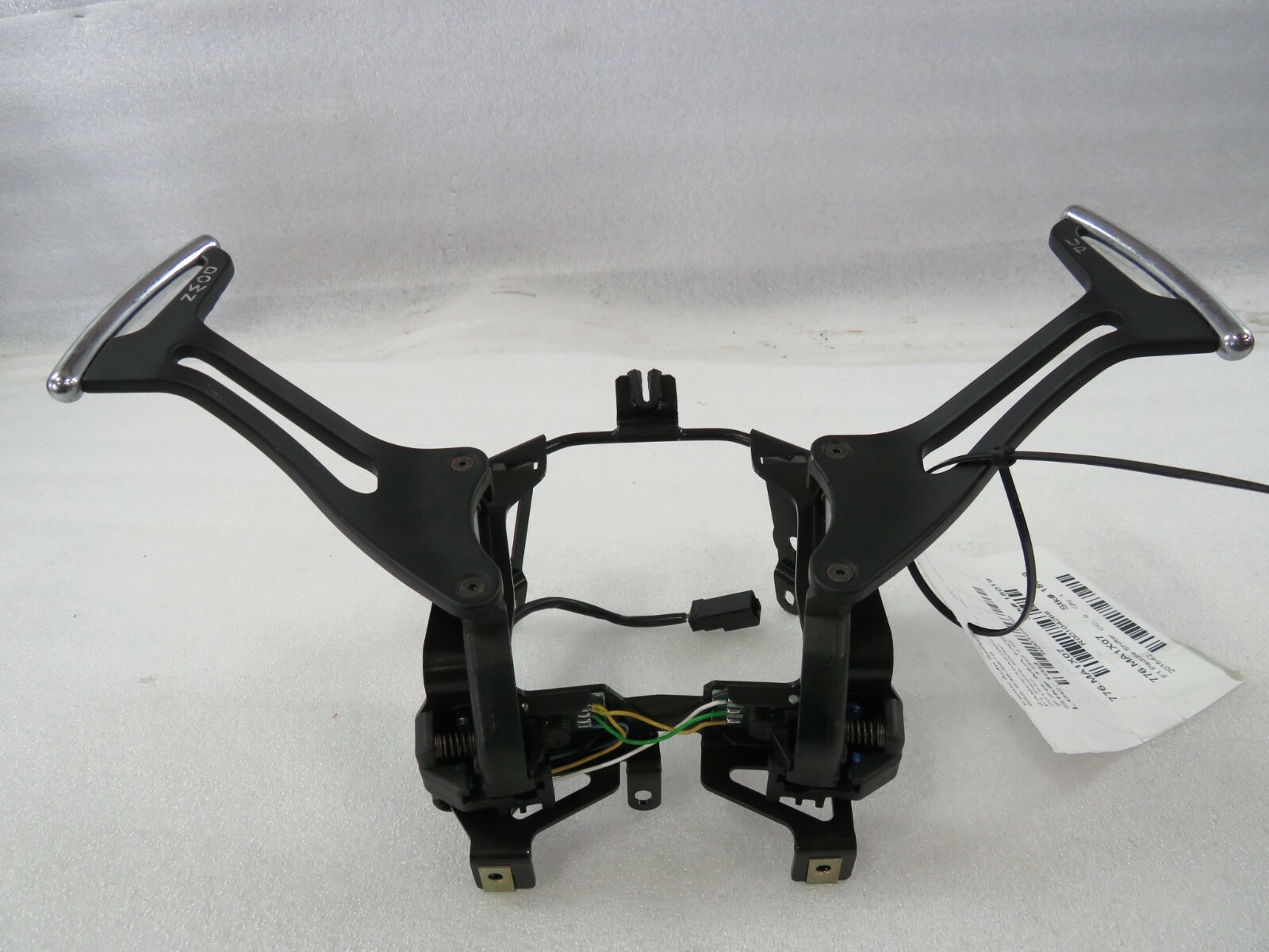 Maserati Quattroporte, F1 Paddle Shifter w/ Auto Active Shifting Used P/N 201542