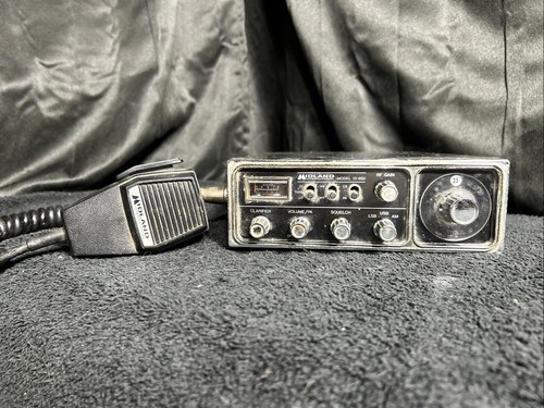 Midland 23 Channel Sideband CB Radio 13 892 Powers On And Receives - Zdjęcie 2 z 9