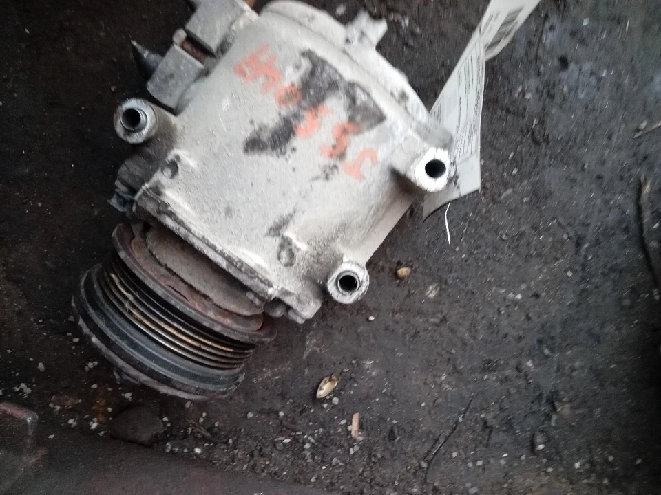 AC Compressor Fits 03-05 CROWN VICTORIA 256591 - Image 3 of 4