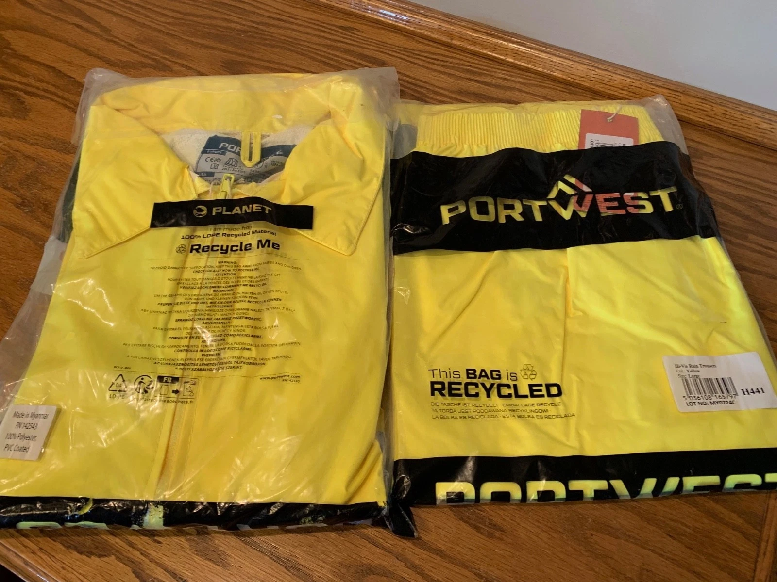 NEW Portwest Hi-Vis Yellow H440 Rain Suit Jacket & H441 Pants Trousers Large image 3