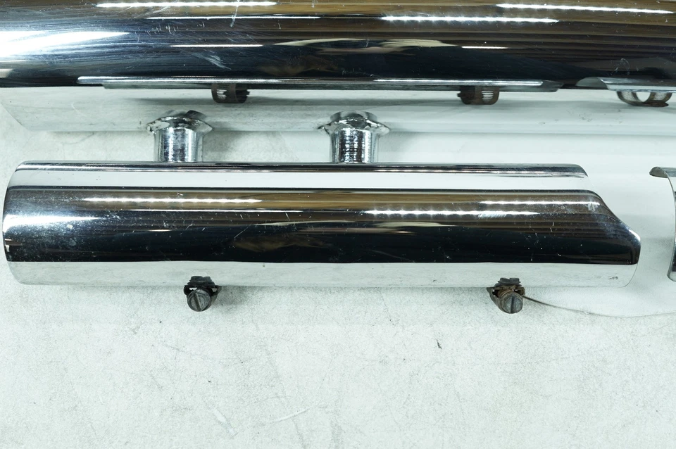 Harley Touring Electra Police 2004 FLHTPI tubo de escape silenciador Foto 3 de 4