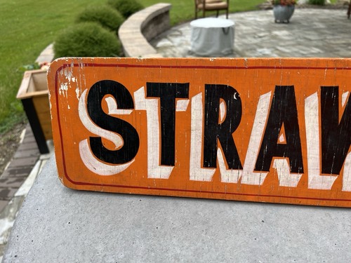 Vtg Strawberry & Raspberry Double Sided Hand Painted Wood Farm Stand House - Picture 7 of 11