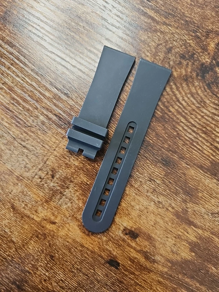 Authentic Blancpain STD OEM Fifty Fathoms Black Rubber Strap 23 x 20 Standard  - Image 4 of 4