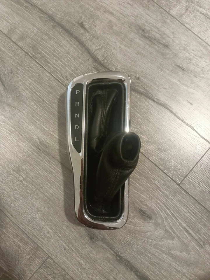 2016-2019 CHEVY CRUZE CONSOLE TRANSMISSION SHIFTER LEVER INDICATOR 84056194 - Image 3 of 3