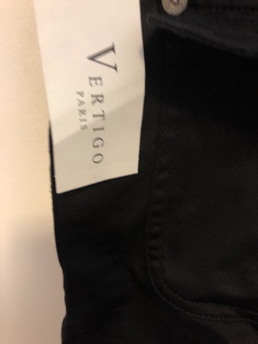 New Vertigo Paris Grommet Cropped Capri Cotton Pants, Size 6, Black Color - Picture 7 of 10