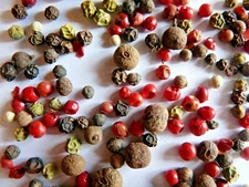 Blend 5 Berries 40 G Black Pepper White Green Pink Pepper Jamaica