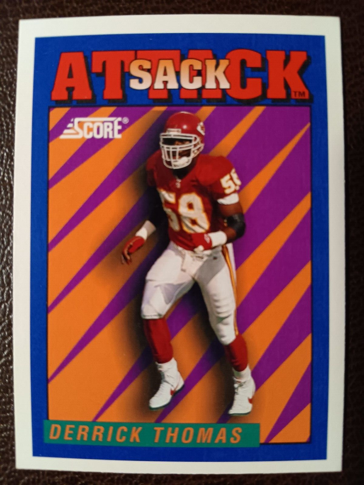 DERRICK THOMAS KANSAS CITY CHIEFS "SACK ATTACK" 1992 SCORE FOOTBALL CARD #533