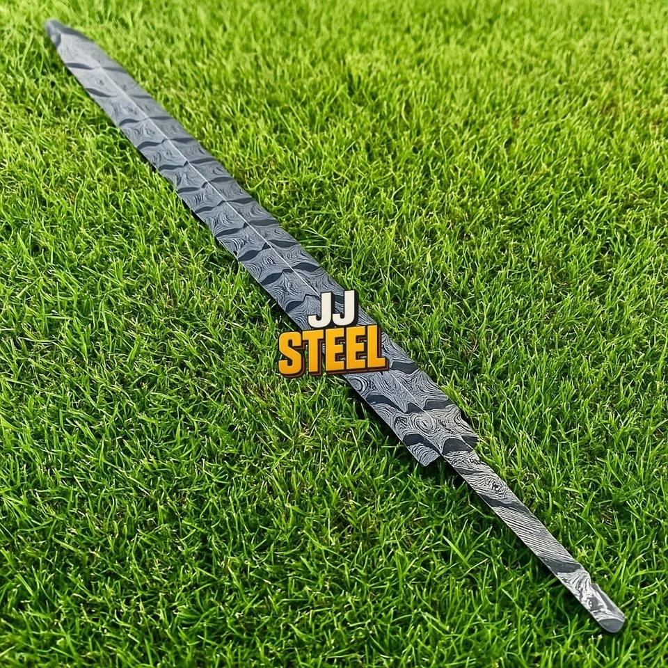 Espada de supervivencia de hoja en blanco de acero Damasco hecha a mano personalizada espada de caza Foto 4 de 4