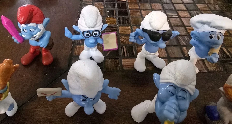 McDonalds Smurfs 2 bonecos conjunto completo 16 2013 Happy Meal Papa Smurf Smurfette Peyo - Imagem 3 de 4