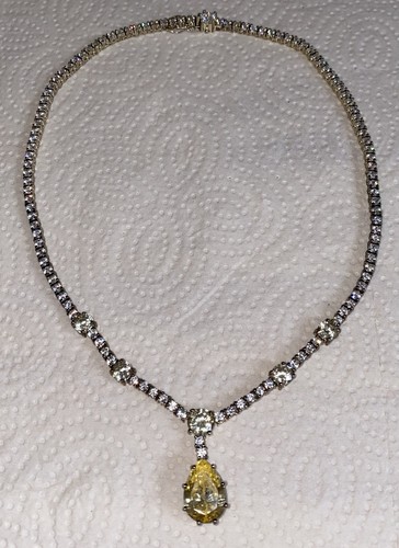 Signed, Suzanne Somers CZ Cubic Zirconia Canary Yellow/Clear Stones Necklace - Picture 5 of 18
