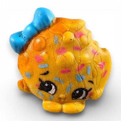 Moose Toys Shopkins Kooky Cookie Wild Style Squishy Figure