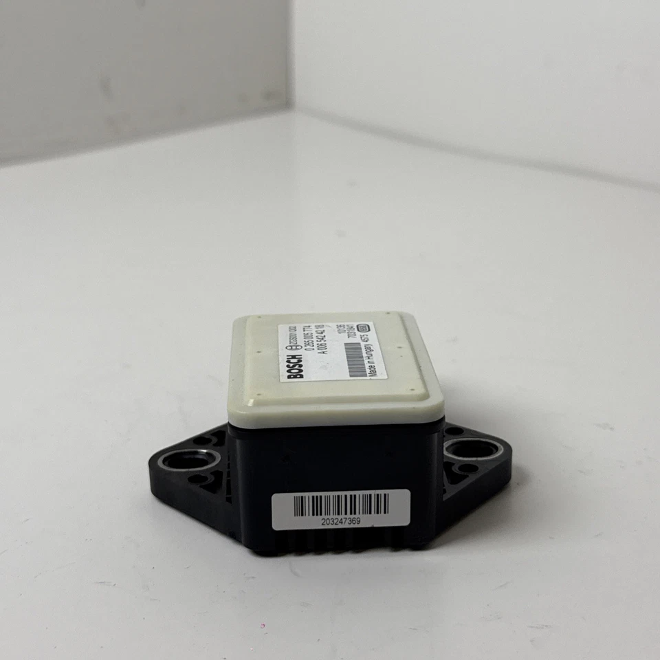 2011 MERCEDES SMART FORTWO YAW TURN RATE SENSOR A0065424218 OEM - Image 3 of 4