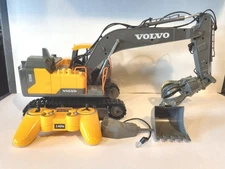 VOLVO EC-160E 2.4GHZ EXCAVATOR HYDRAULIC DIGGER RC CONSTRUCTION TOY