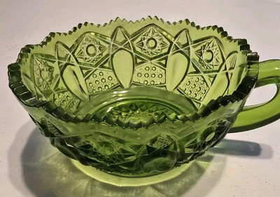 Vintage apple green glass hobnail star cut handle candy dish bowl