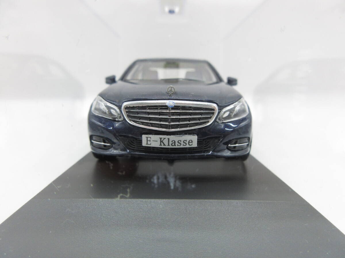 2024年最新海外 W212 Sedan E-Class Mercedes-Benz 1:43 Late W212 E-Klasse 乗用車