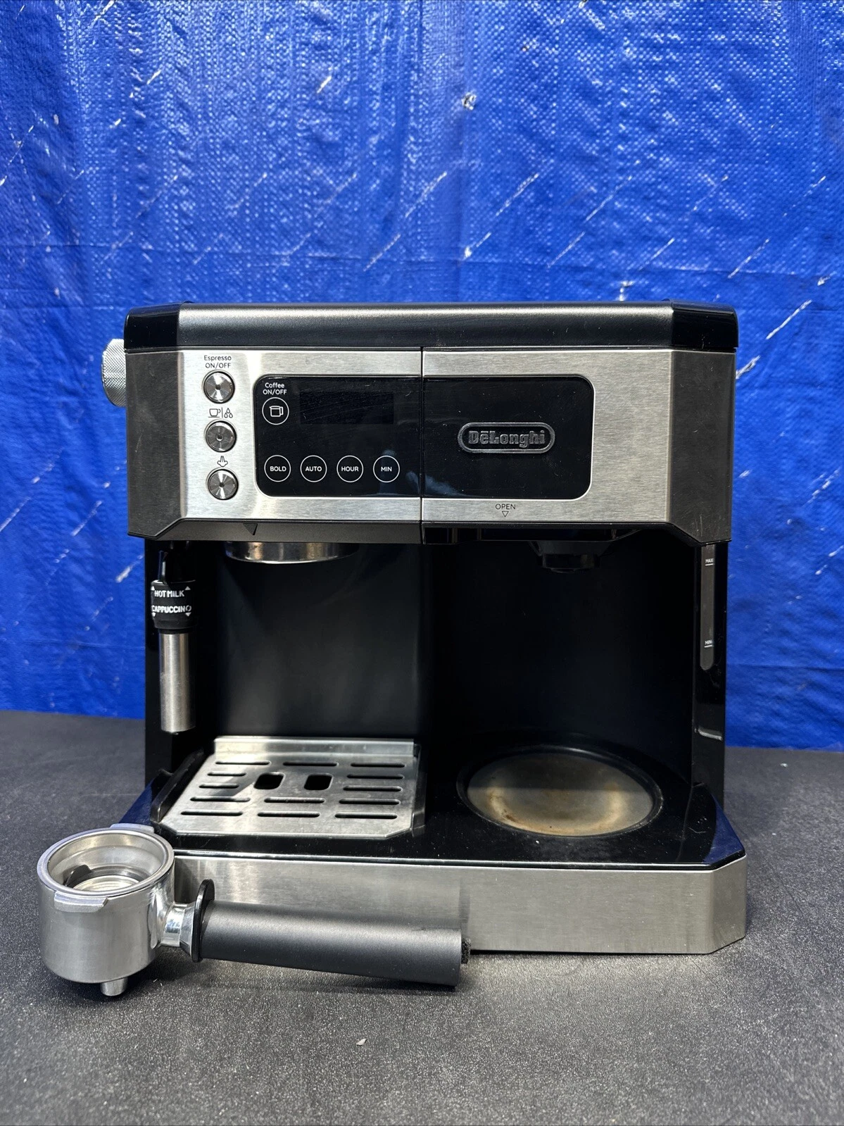 De'Longhi COM532M Espresso Machine - 1500W - Black - READ