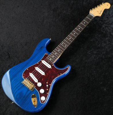 Fender FSR MIJ Traditional 60s Stratocaster w/57-62 Pickups Blue