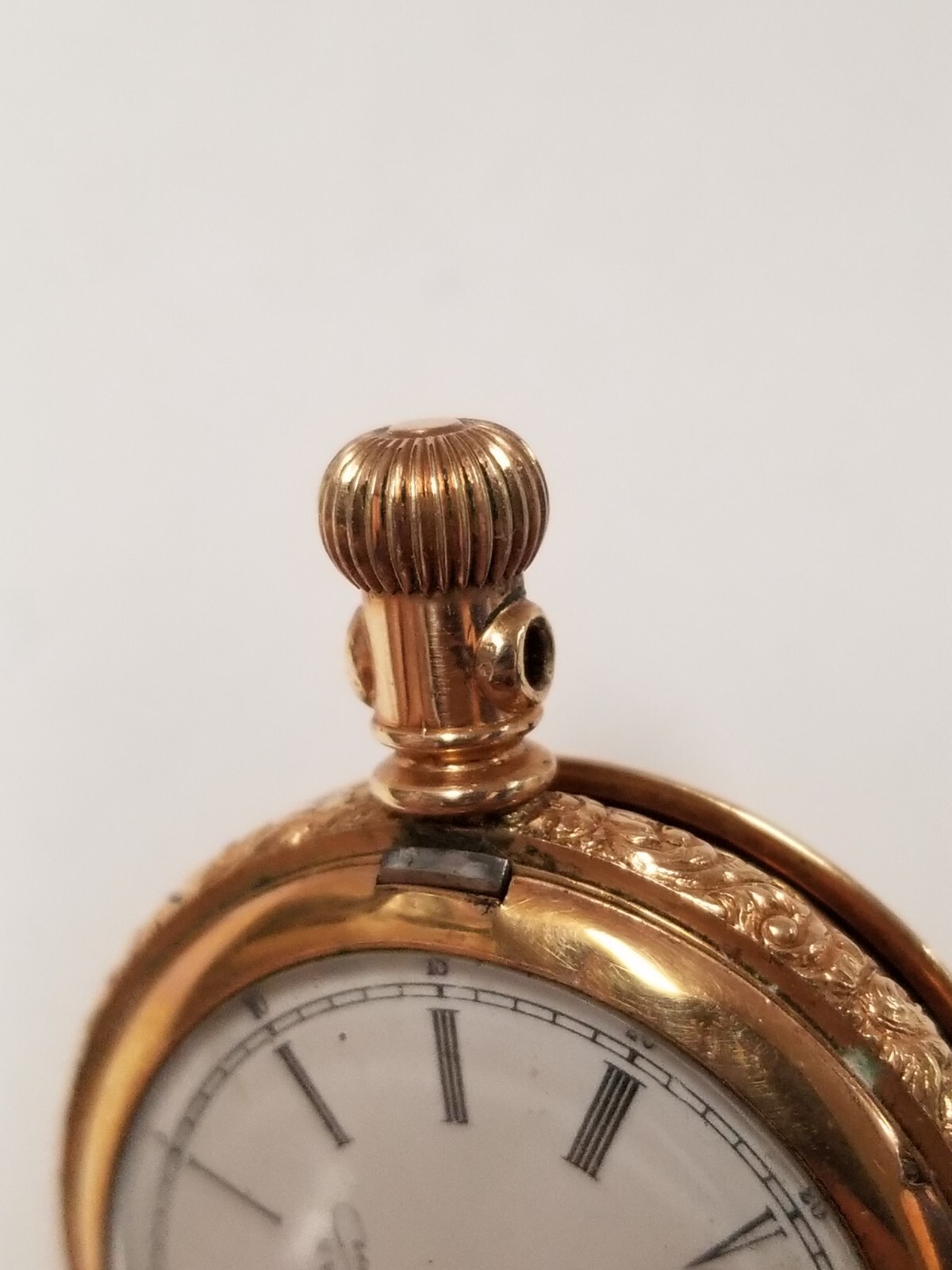 American Waltham Watch & Co. VTG Yellow Gold Pocket Watch 6104180 SEE