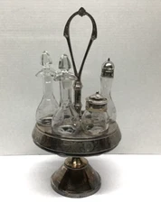 Middletown Plate Co Antique Victorian Quadruple Plate Cruet Set