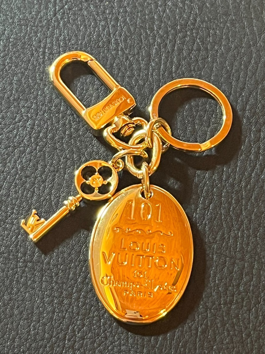 LOUIS VUITTON Key ring holder chain Bag Charm AUTH Porto Cle LOUIS VUITTON Key ring holder chain Bag Charm AUTH Porto Cle