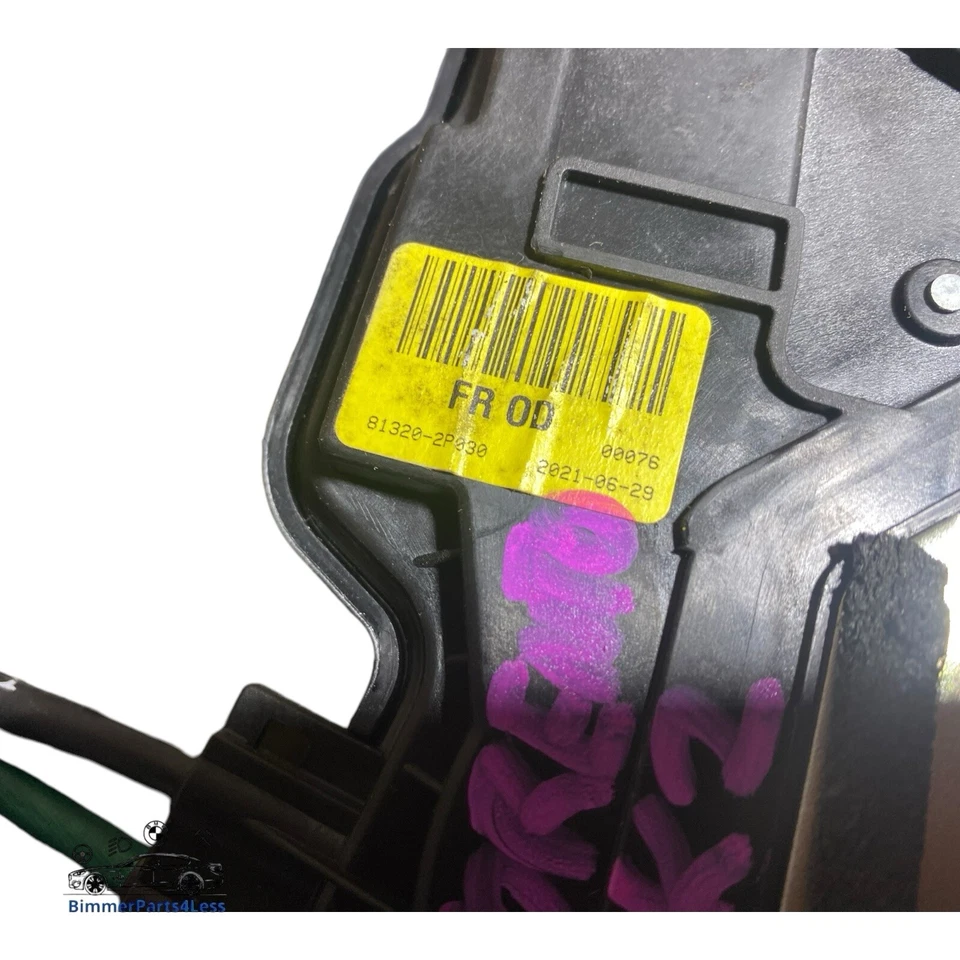 Дверной замок Kia Sorento правосторонний передний универсал 2012 81320-2P030  - Изображение 3 из 3