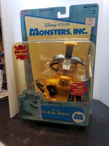 モンスターズインク 2001 CDA エージェント フィギュア Hasbro Disney Pixar Monsters Inc C.D.A. Agent Electronics