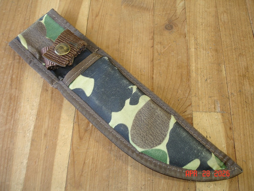 1 USED BUCK KNIVES  639 FIELDMATE BUCK KNIFE NYLON CAMO  SHEATH ONLY NO KNIFE @@