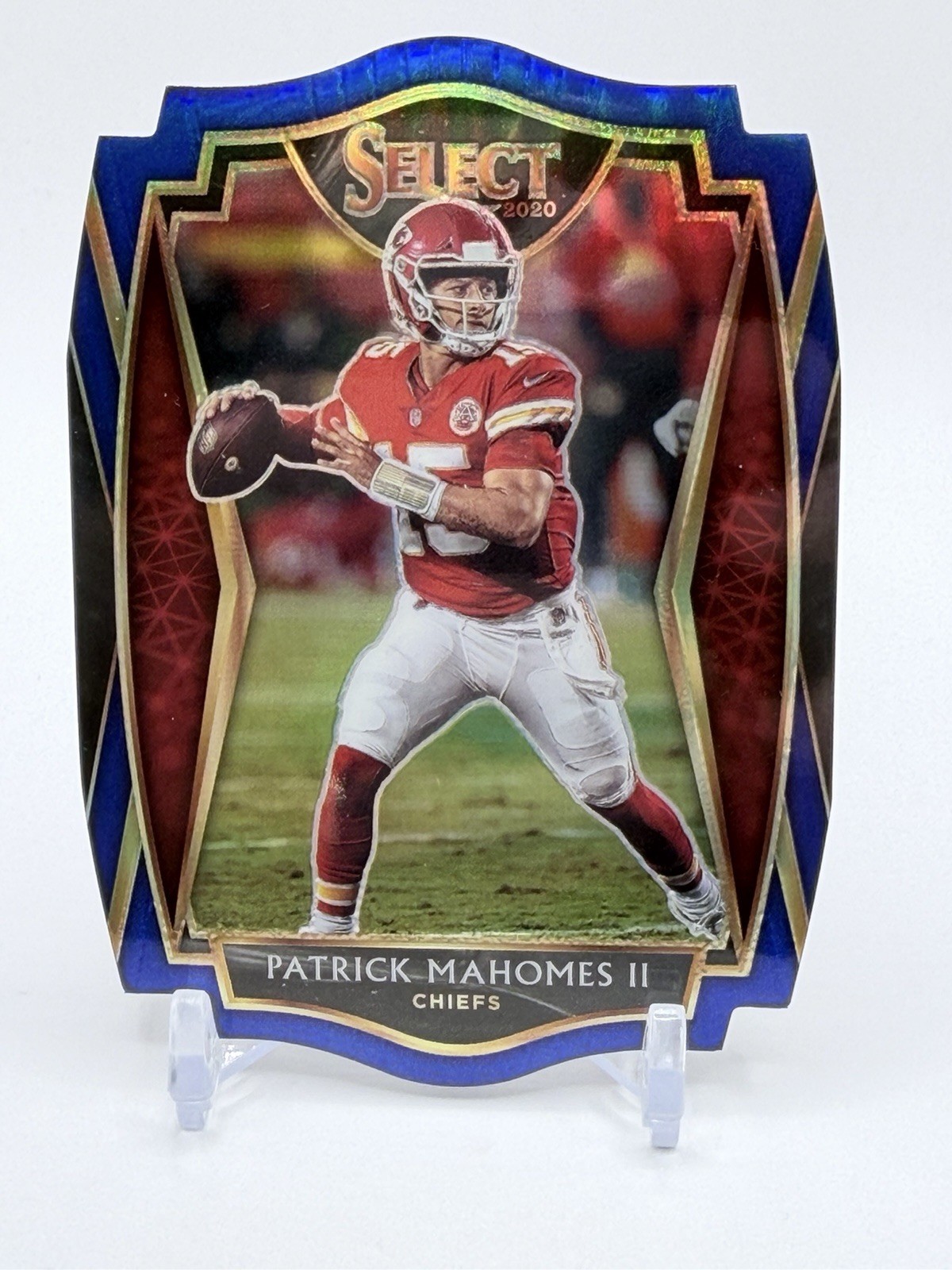 2020 Panini Select - Premier Level Patrick Mahomes II #130 Blue Prizm Die-Cut