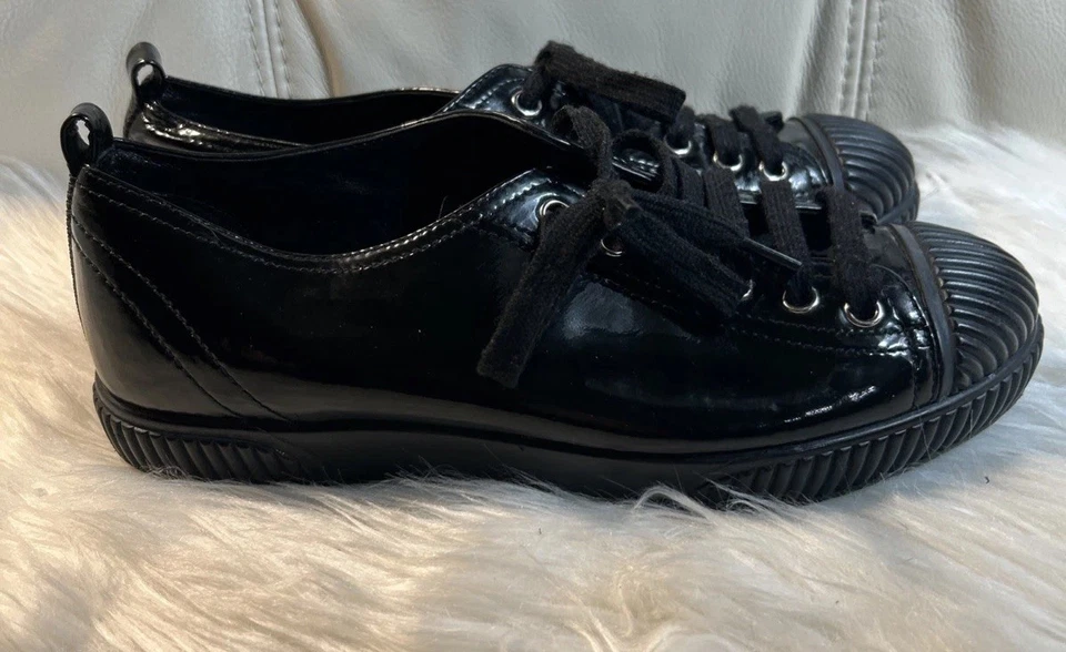 Zapatillas Prada Mujer Talla 7 ¡Brillantes! Charol con cordones negro 37,5 Foto 2 de 4