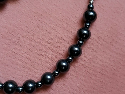 Hand- Made * GENUINE HEMATITE * MAGNETIC STONE Bracelet 8.25", 8 mm- Made in USA - Picture 6 of 7