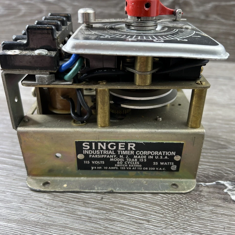 Singer Industrial Timer Corporation TDAB 15s 115v 60 cycles 25 watts UNTESTED - Image 2 of 4